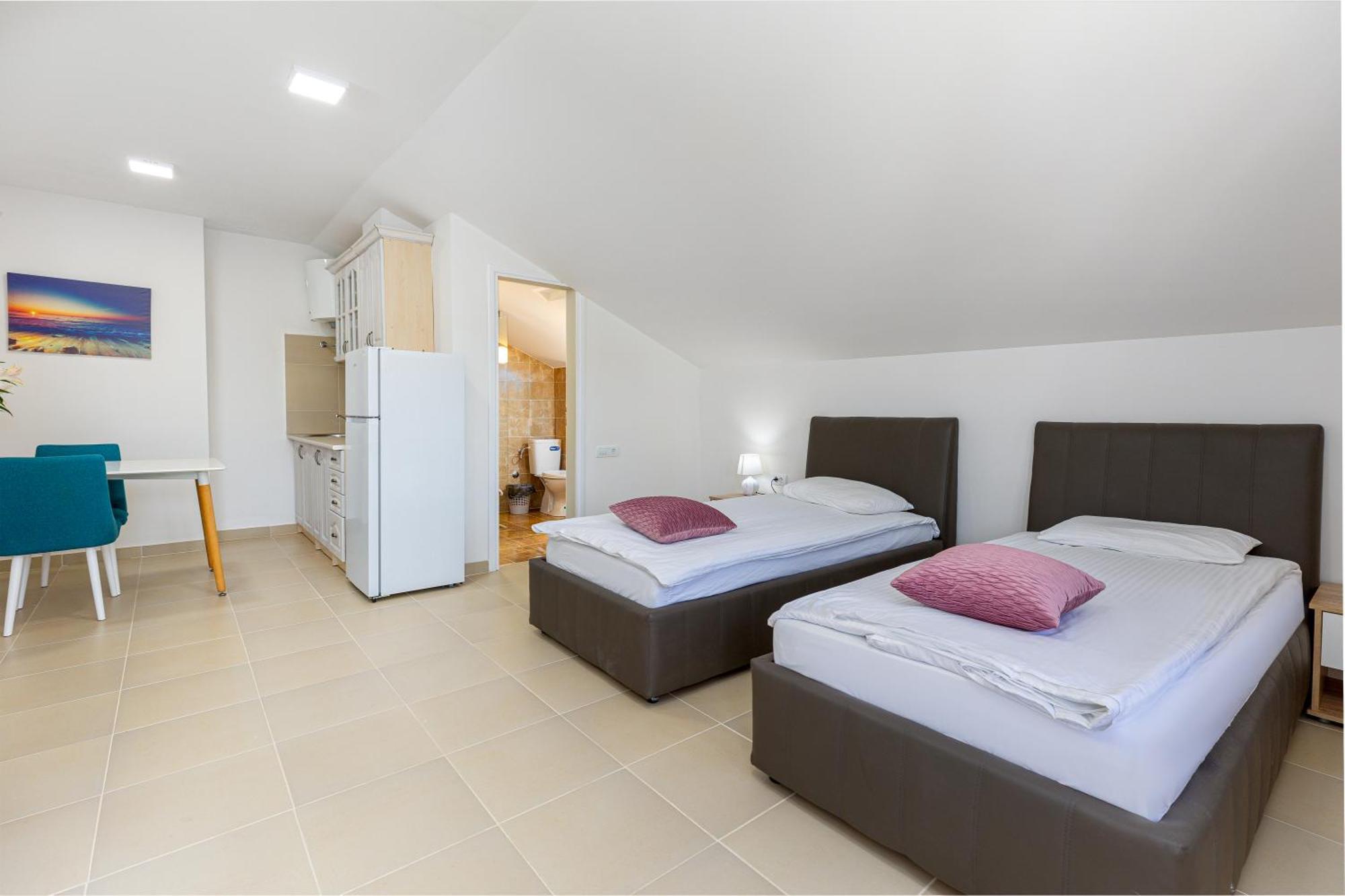 Apartments Lustica Radovici Quarto foto
